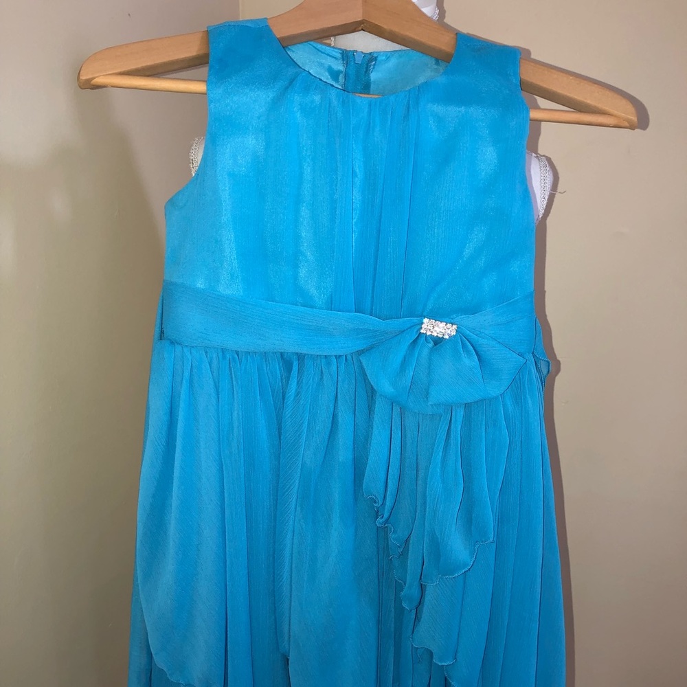 Girls dress